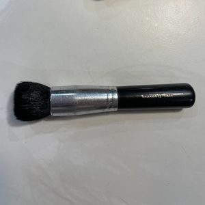 i.d. Bare Escentuals Heavenly Face Brush